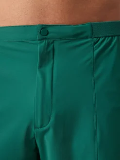 Ace Classic Shorts 8 Inch