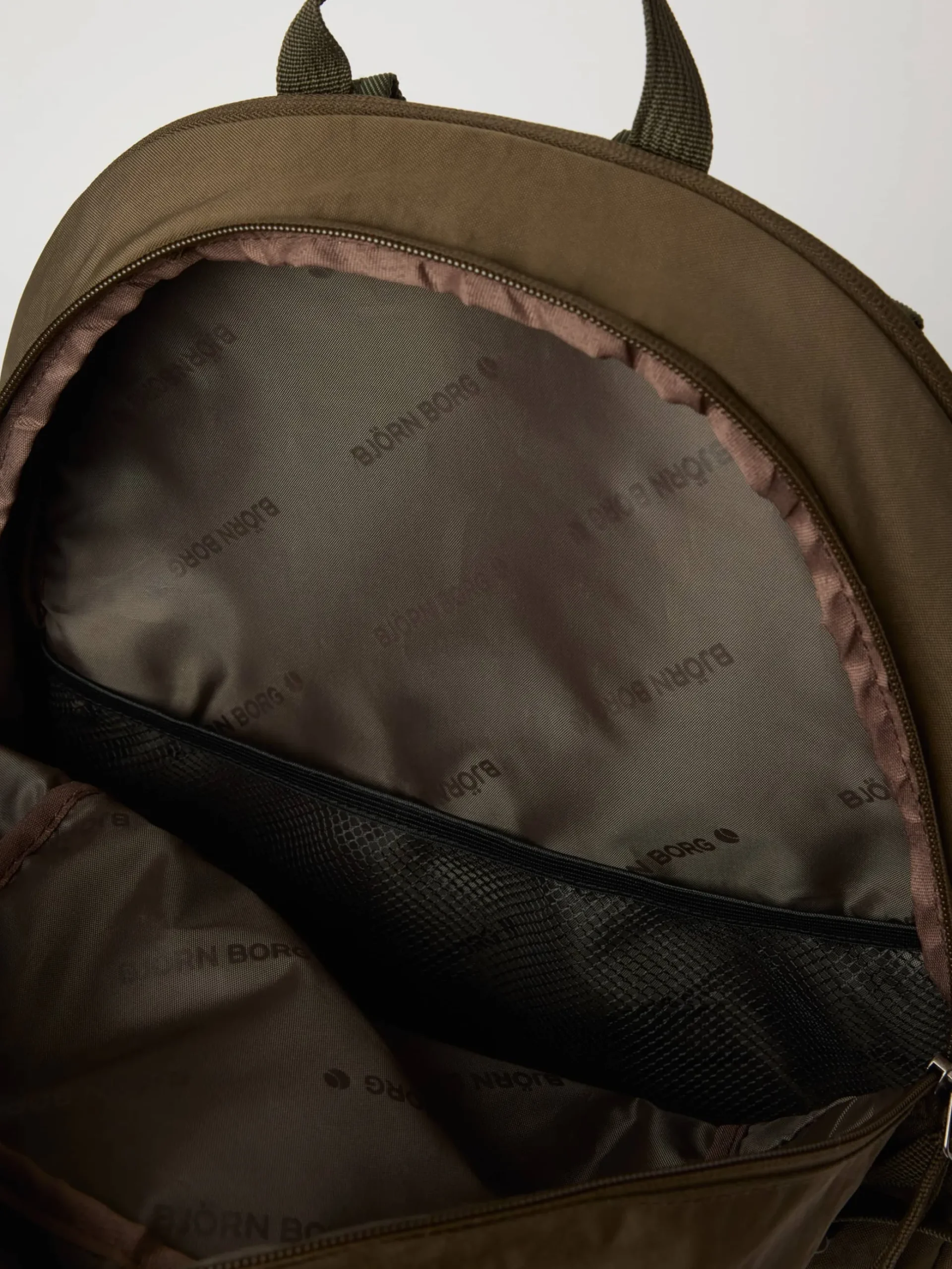Borg Explorer Backpack 28L