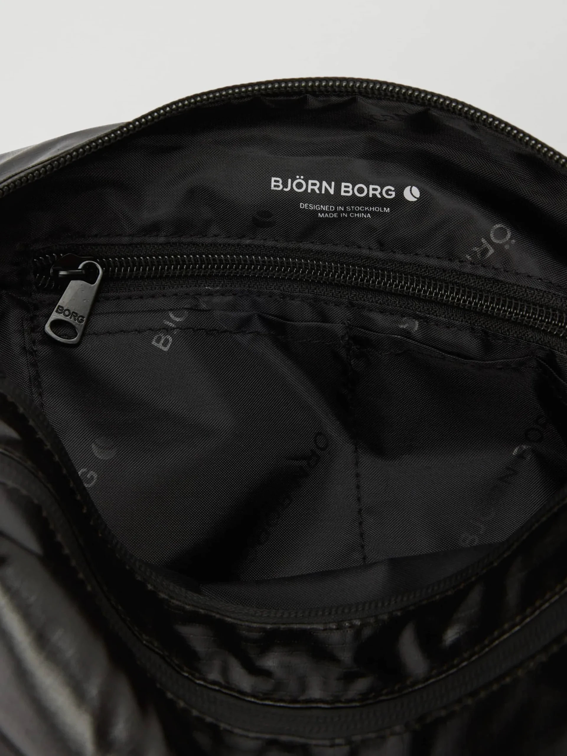 Borg Glossy Ripstop Wash Bag
