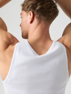 Centre Ribbed Tank