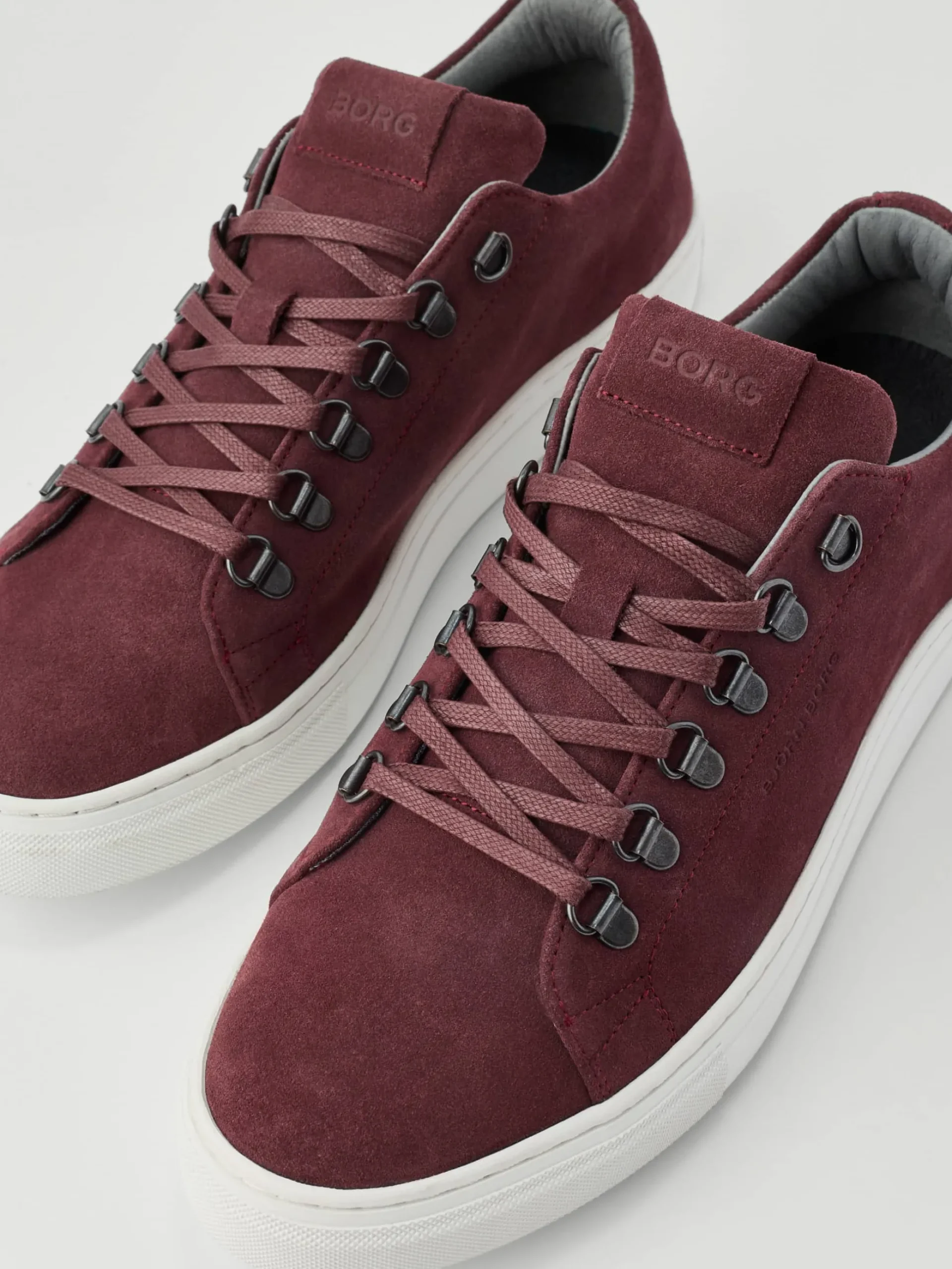 Men's Classic Suede D-Ring Sneakers