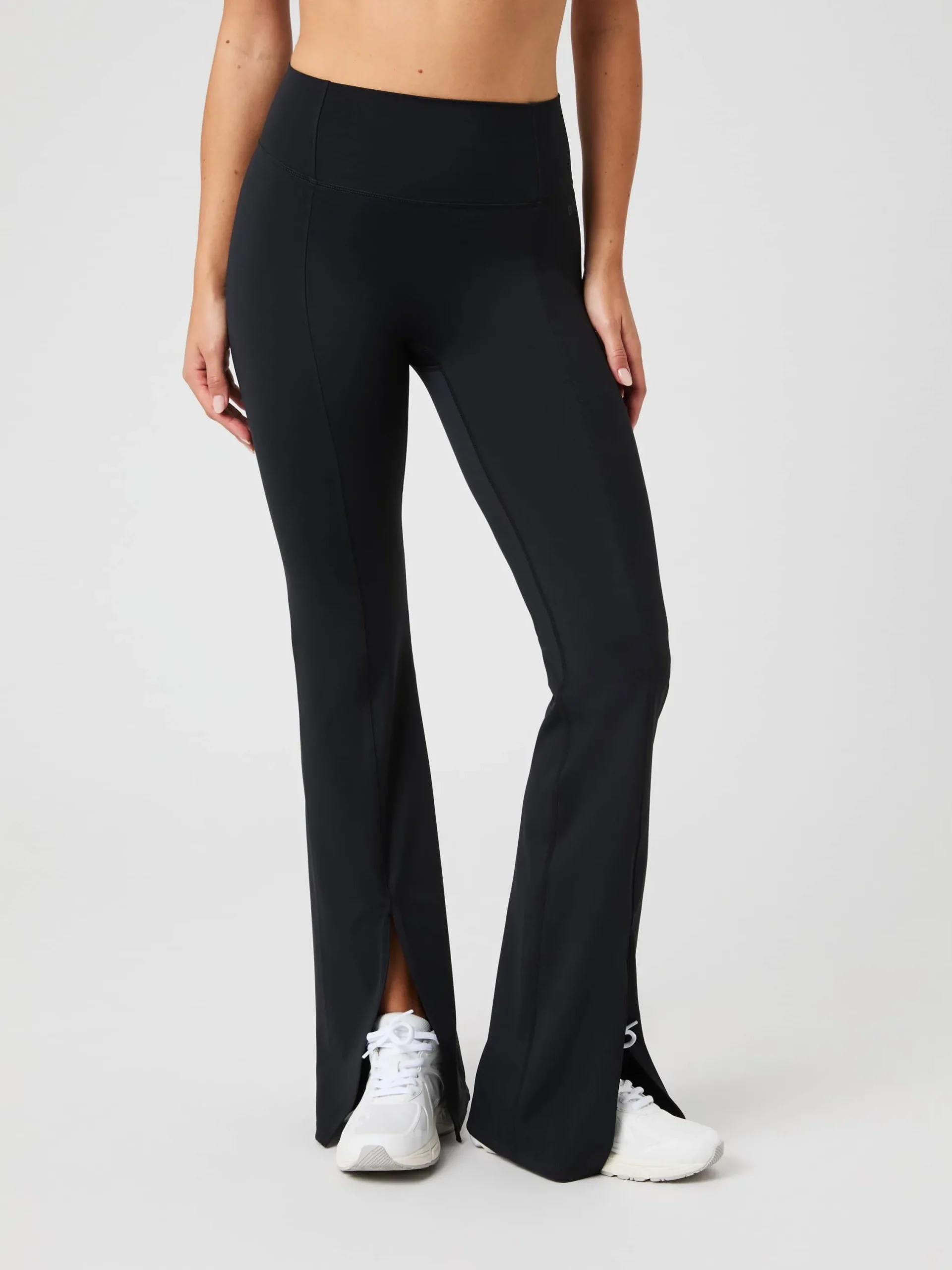 Studio Flared Slit Tights
