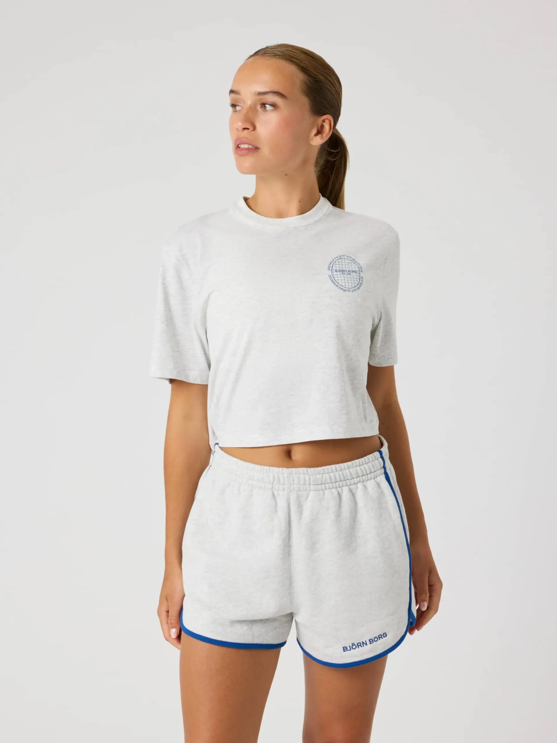 Studio Oversized Cropped T-Shirt