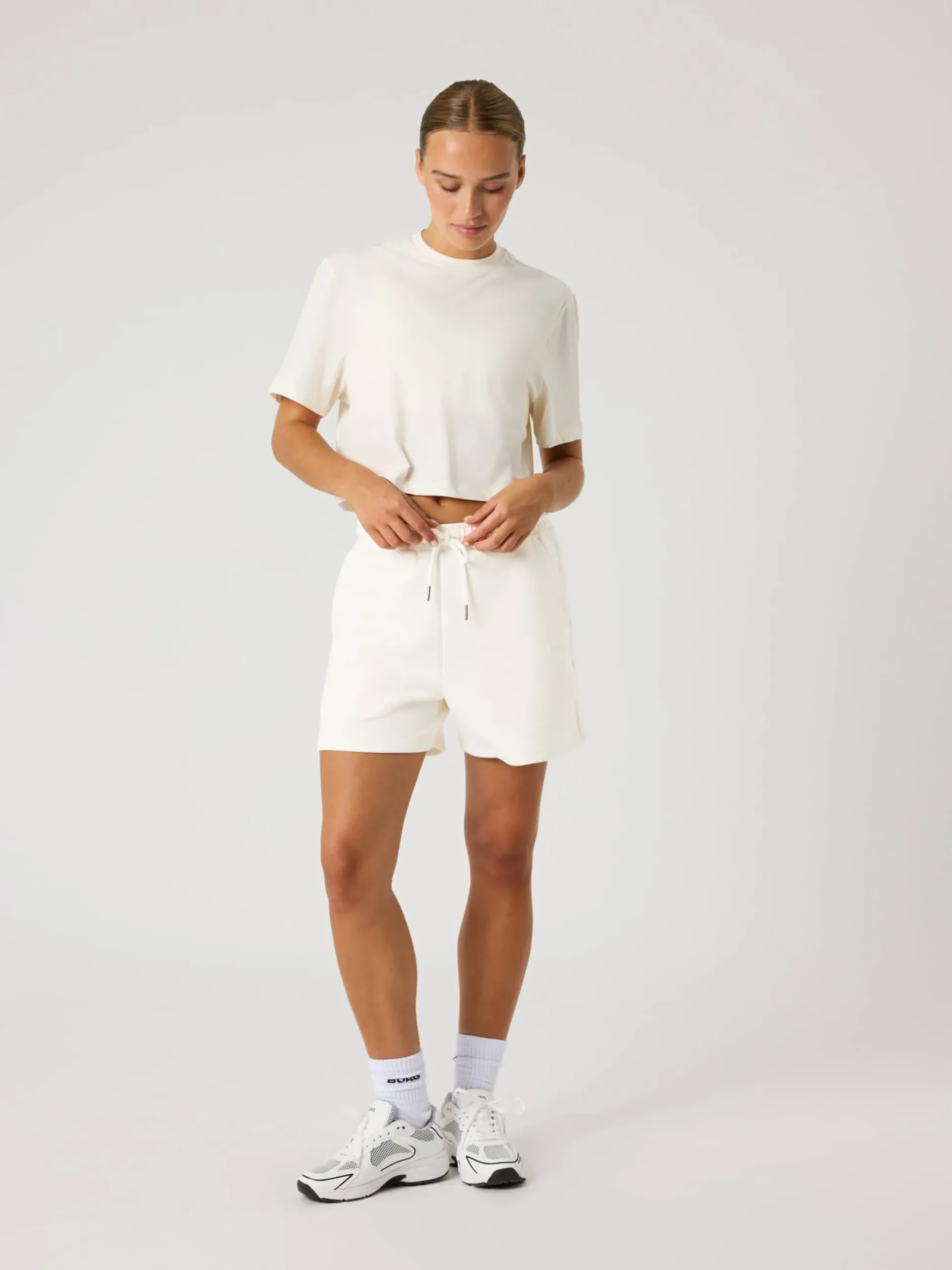 Studio Oversized Cropped T-Shirt
