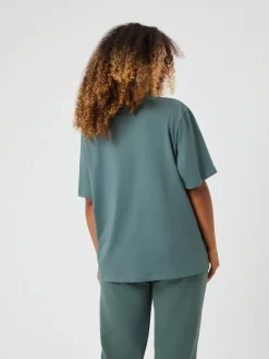 Studio Oversized T-Shirt