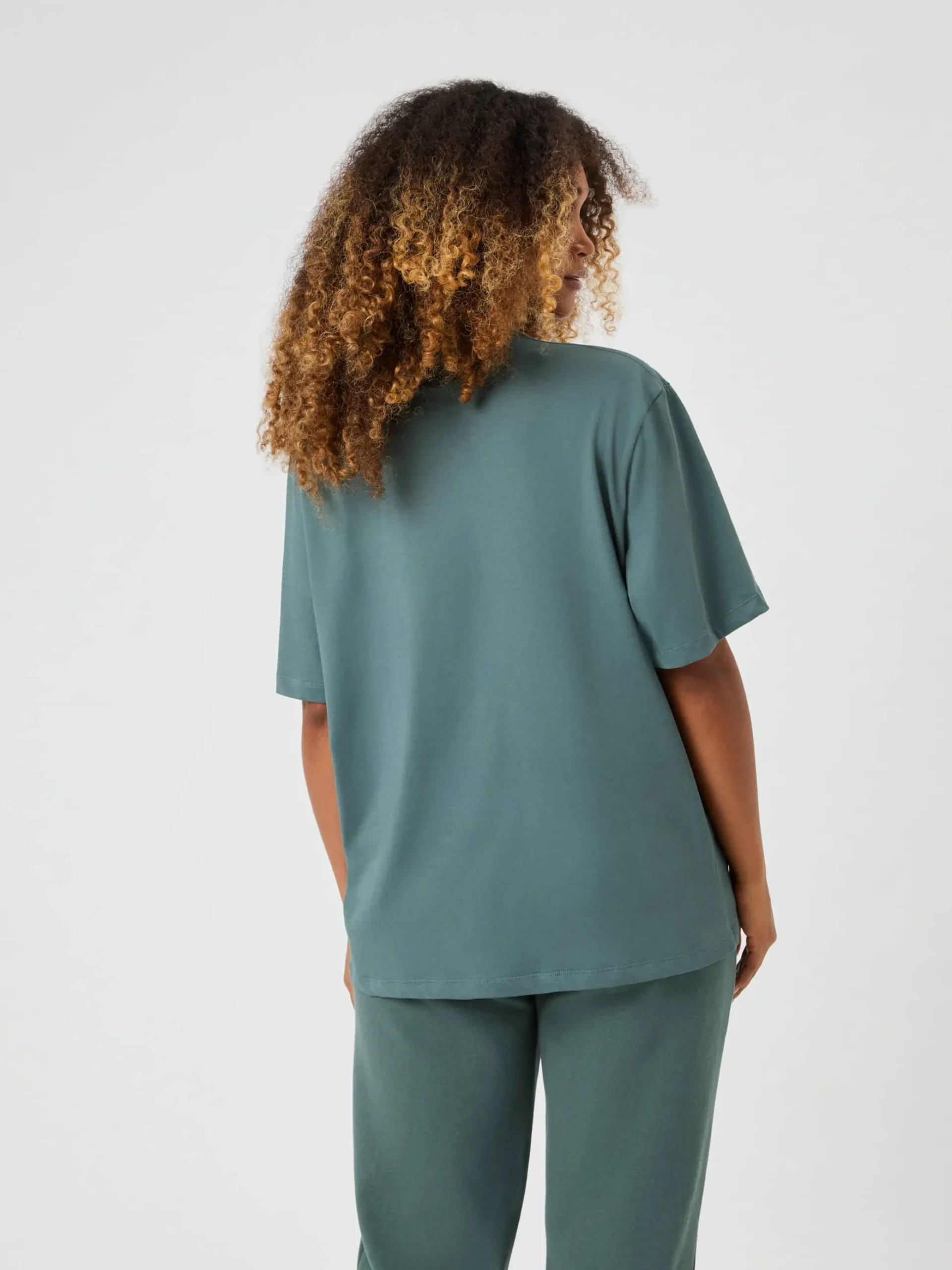 Studio Oversized T-Shirt
