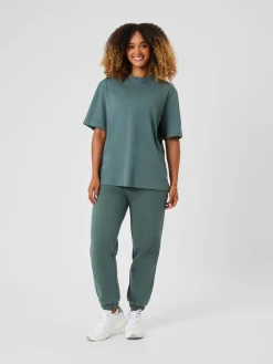 Studio Oversized T-Shirt