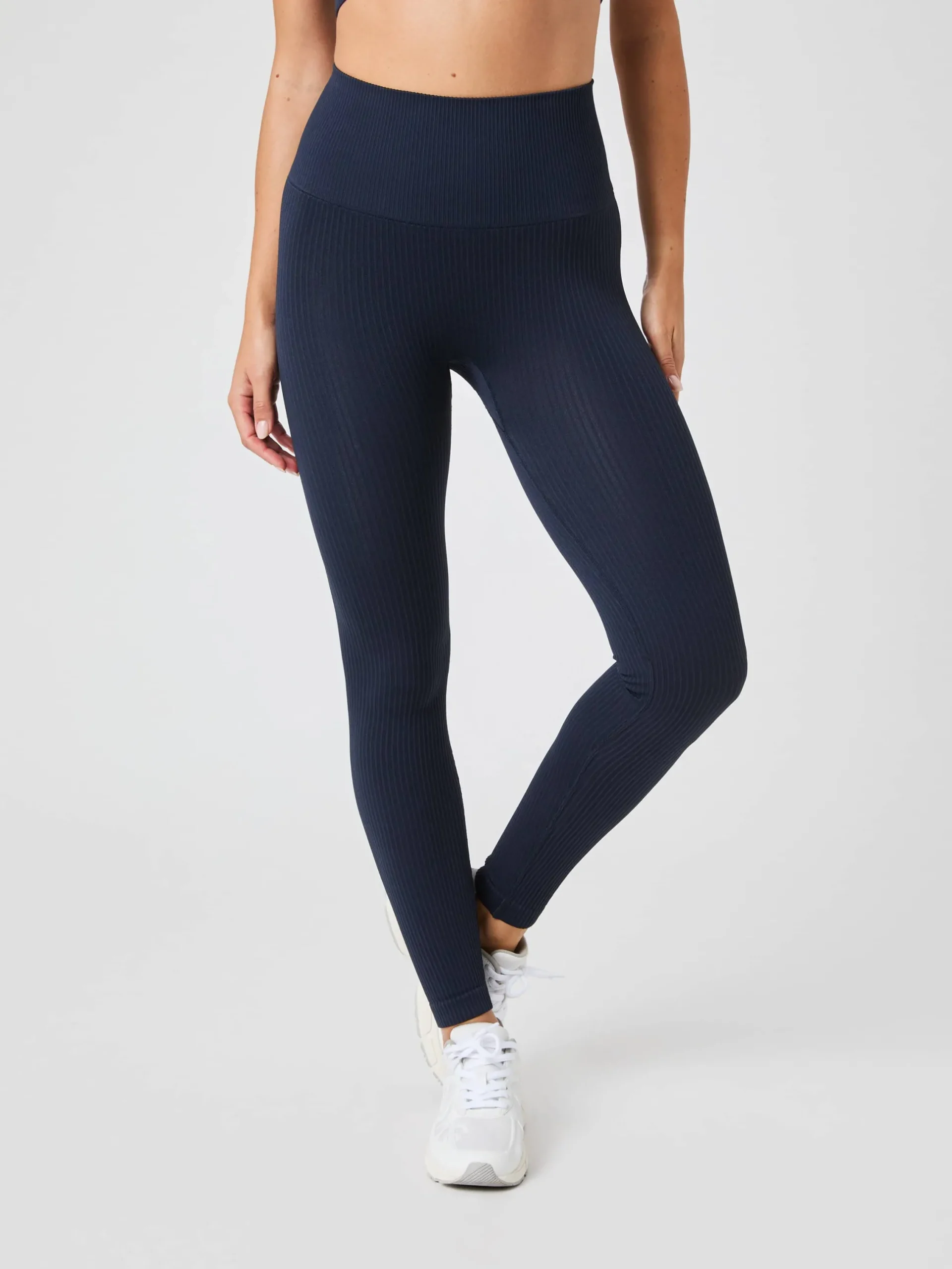 Studio Seamless Ribbed Tights