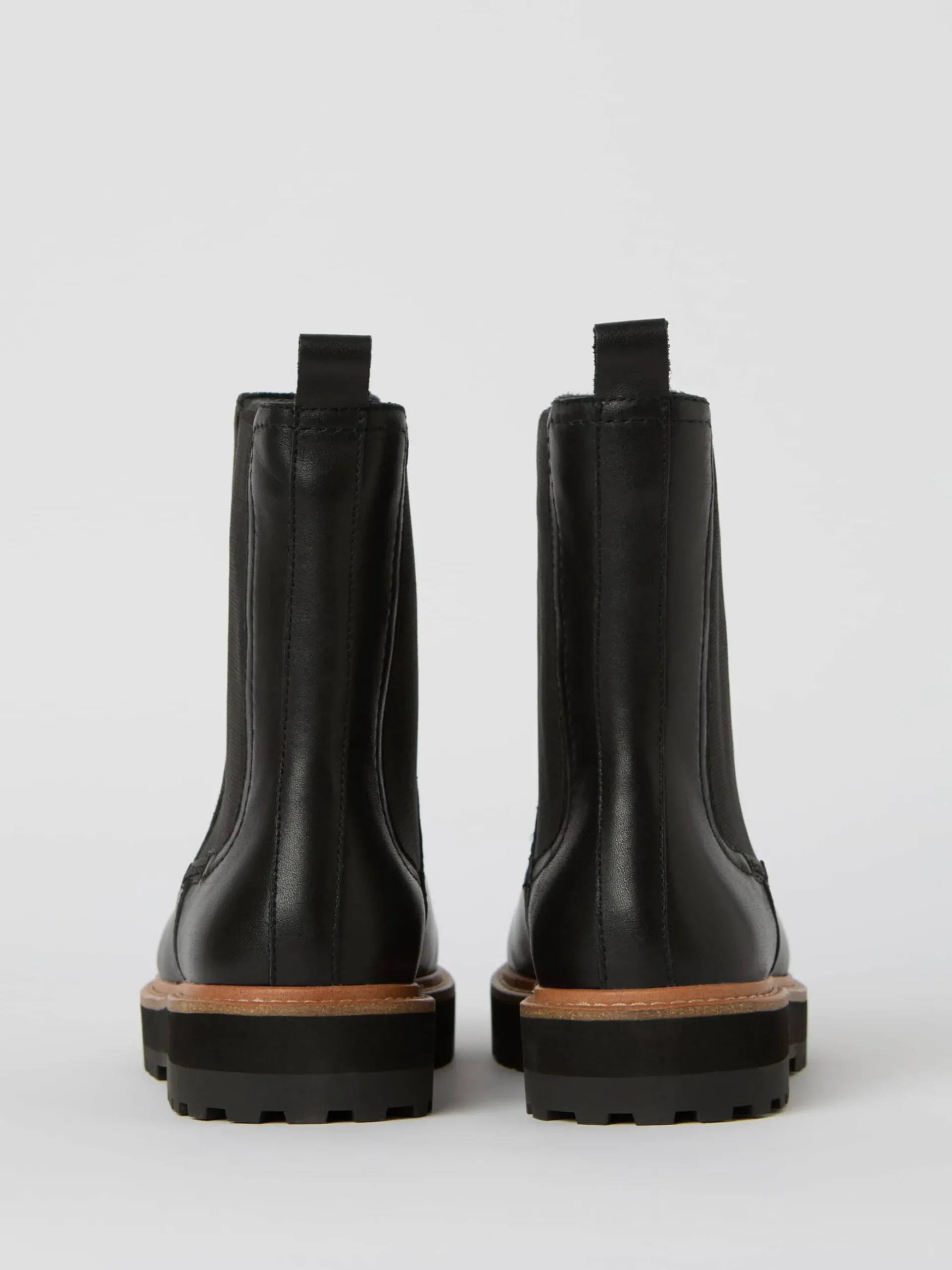 Women's Chelsea Boots H600