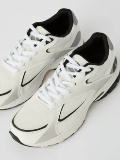 Women's Nova Sneakers